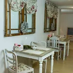 Bed & Breakfast Izbica Parking, Jacuzzi, Sauna Gratis