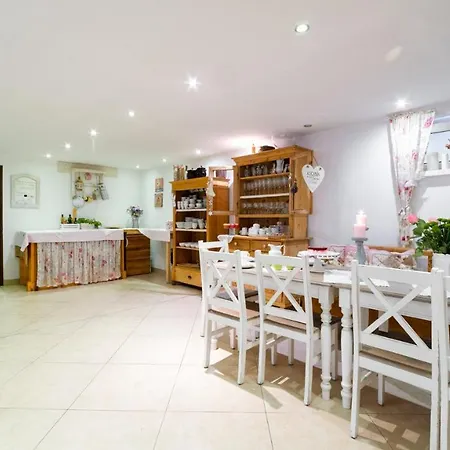 Bed & Breakfast Izbica Parking, Jacuzzi, Sauna Gratis Karpacz