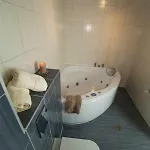Oda ve Kahvaltı Izbica Parking, Jacuzzi, Sauna Gratis 3*