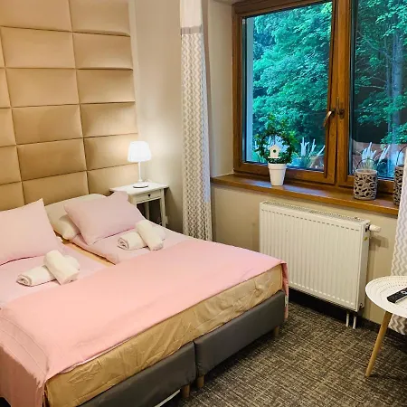 Alojamento de Acomodação e Pequeno-almoço Izbica Parking, Jacuzzi, Sauna Gratis Karpacz