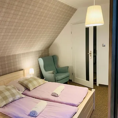 Izbica Parking, Jacuzzi, Sauna Gratis Alojamento de Acomodação e Pequeno-almoço Karpacz