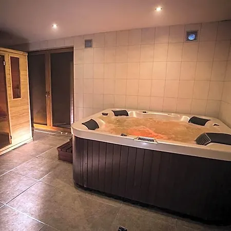 Izbica Parking, Jacuzzi, Sauna Gratis Couette-café Karpacz