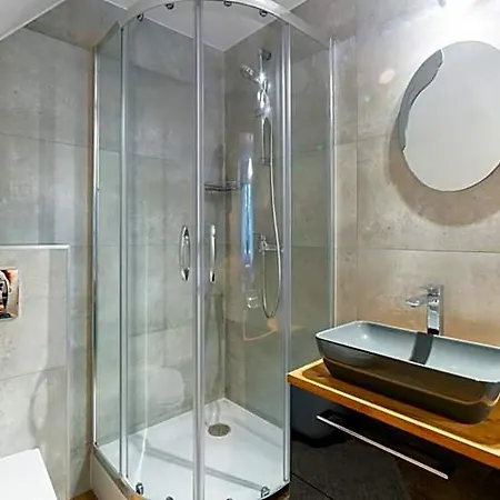 Izbica Parking, Jacuzzi, Sauna Gratis Couette-café Karpacz
