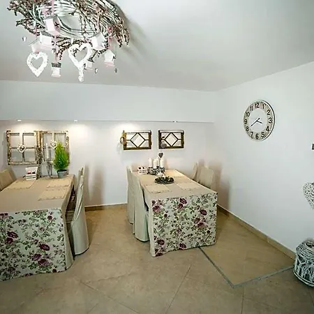 Couette-café Izbica Parking, Jacuzzi, Sauna Gratis Karpacz