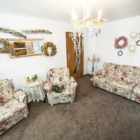 Bed and breakfast Izbica Parking, Jacuzzi, Sauna Gratis