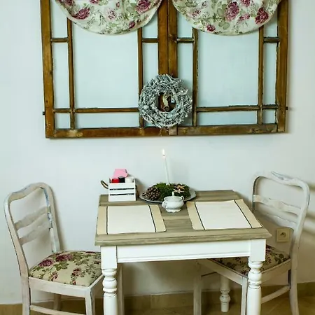 Bed & Breakfast Izbica 4*