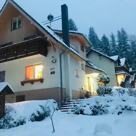 住宿加早餐酒店 Izbica 卡尔帕奇