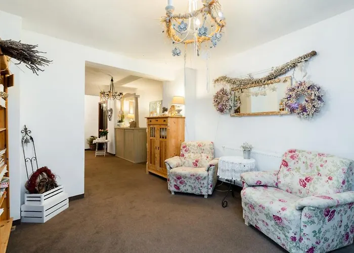 Izbica Parking, Jacuzzi, Sauna Gratis Bed & Breakfast 4*