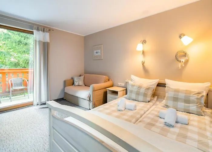 Izbica Parking, Jacuzzi, Sauna Gratis Panzió