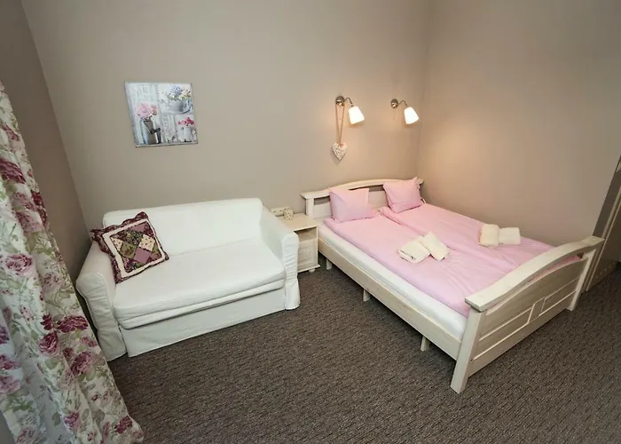 Bed & Breakfast Izbica Parking, Jacuzzi, Sauna Gratis